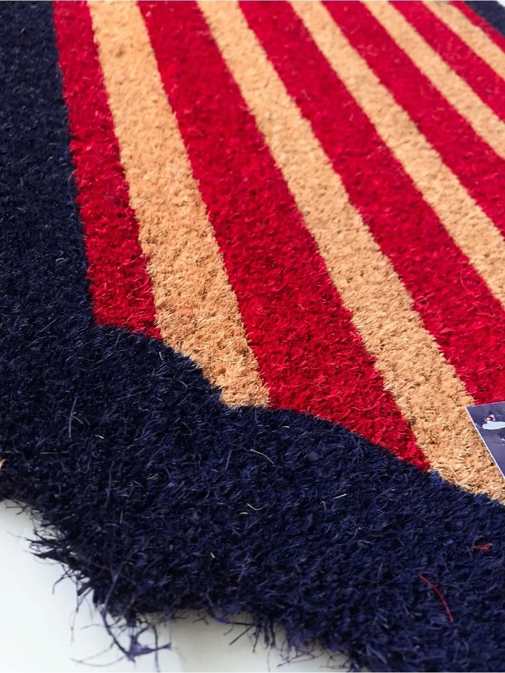 Hold Outdoor doormat red stripe navy trim